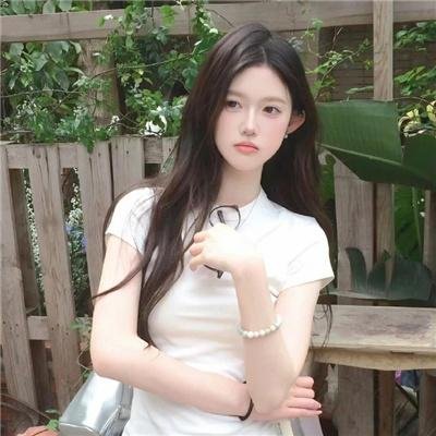庞妮·塞尔文